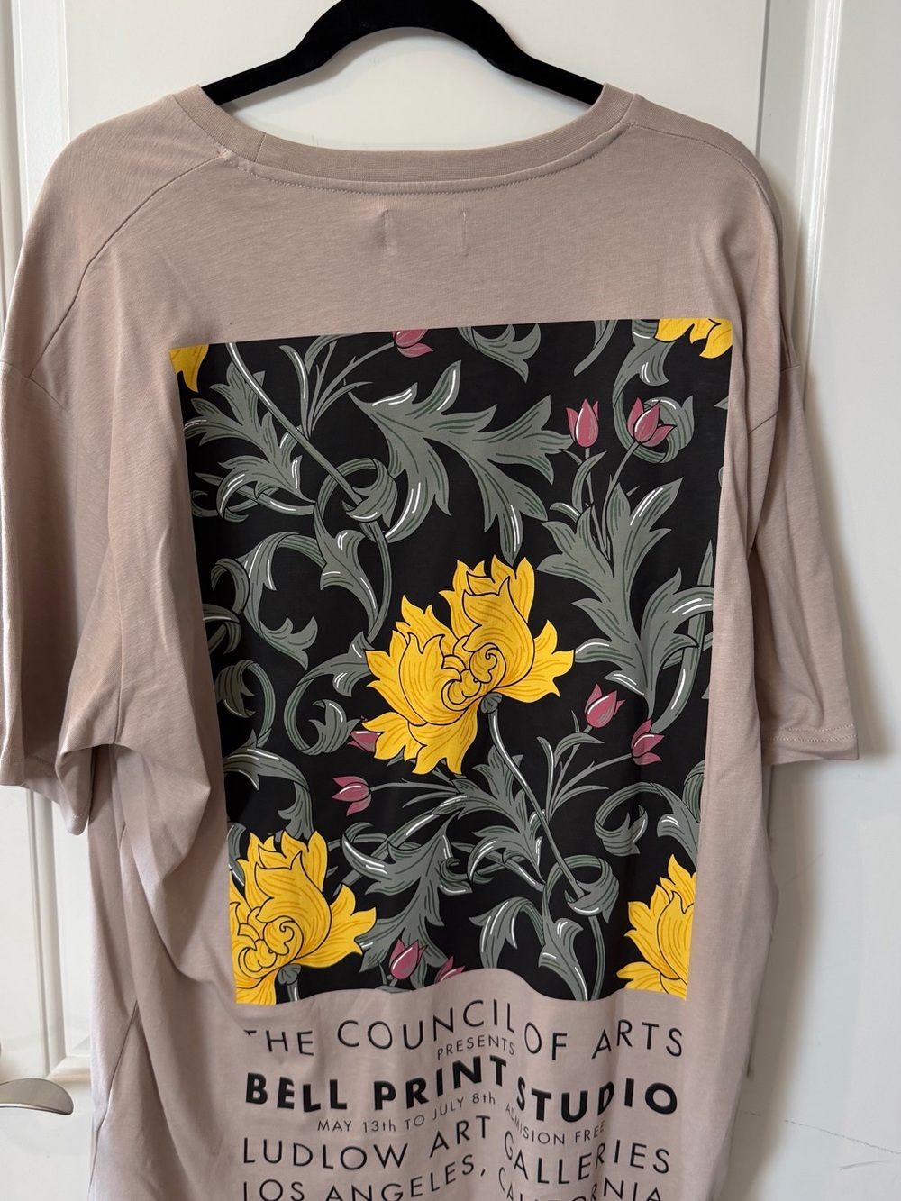 TOPMAN- Bell Print Studio Floral Graphic Tee - Beige with Yellow Floral Panel